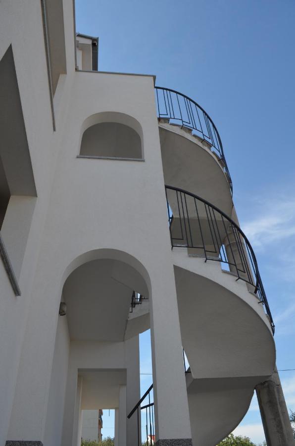 סלאטינה Apartmani Rita מראה חיצוני תמונה