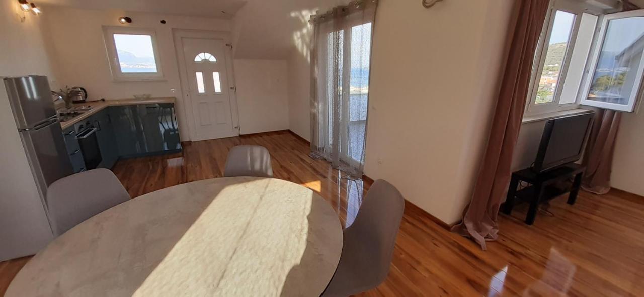 סלאטינה Apartmani Rita מראה חיצוני תמונה